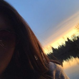 Meet your Posher, Maia